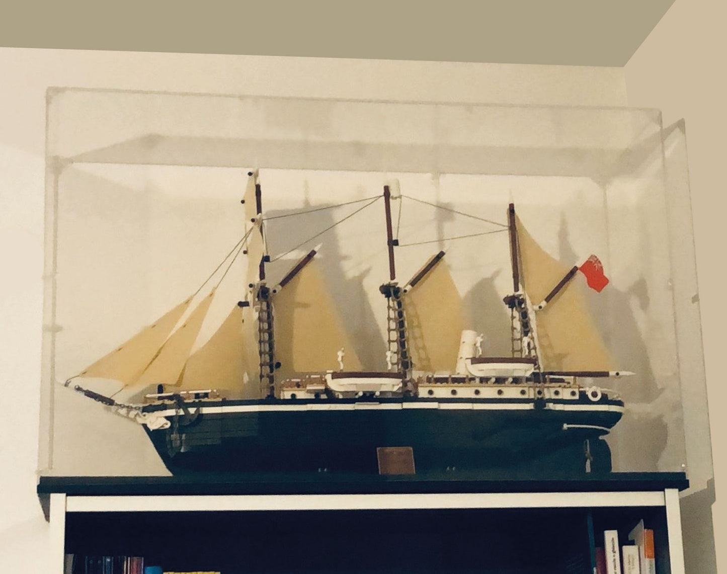 Lego Endurance 10335